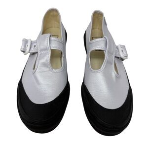 Vans Coated Canvas Mary Jane Buckle | 8 | true white